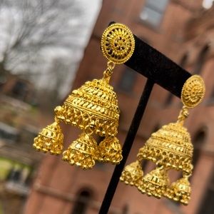 Gold Jhumkas Earrings
